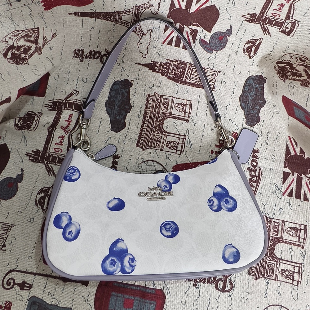 COACH White Shoulder Bag with Blue Berry Print - Picture 2 of 10